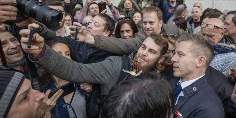 Tanúkihallgatásra ment Magyar Péter