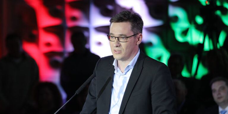 Vádat emelhetnek Karácsony ellen, megkerülheti az EU Magyarországot – híradó