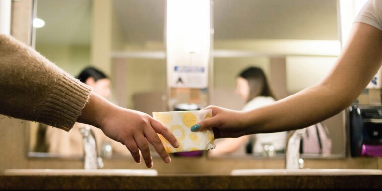 A menstruáció nem ciki, hanem természetes dolog