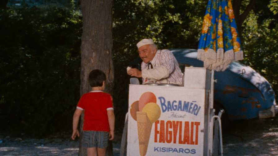 Jelent a Keménykalap és krumpliorrból. (Forrás: Nemzeti Filmintézet)