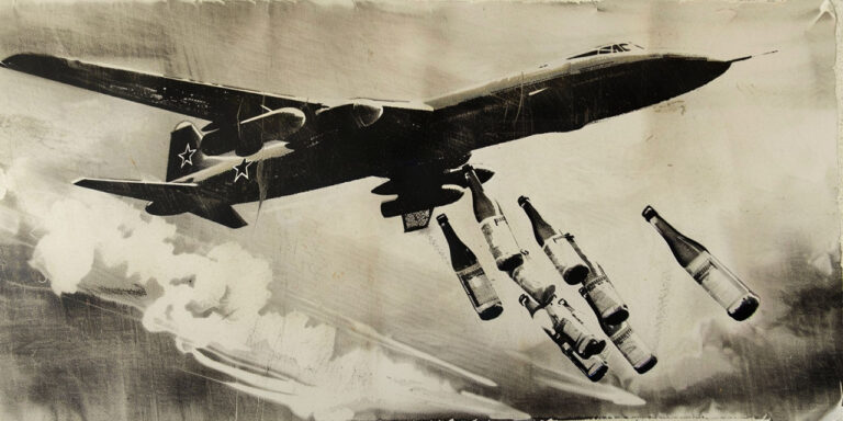 A pilóták, akik kiitták a bombázót