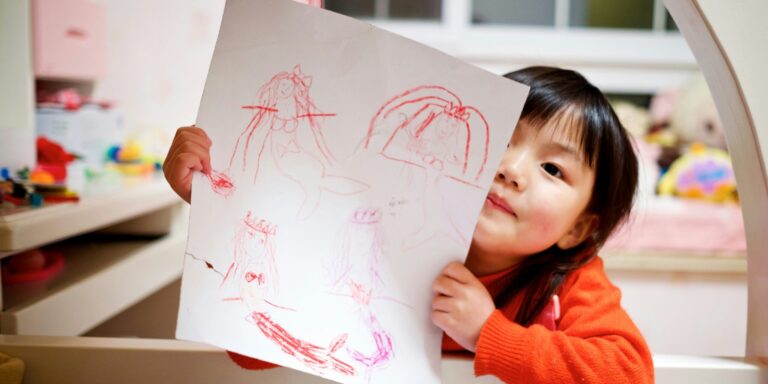 Kína nagyon rajta van, hogy ne ücsörögjenek annyit a gyerekek