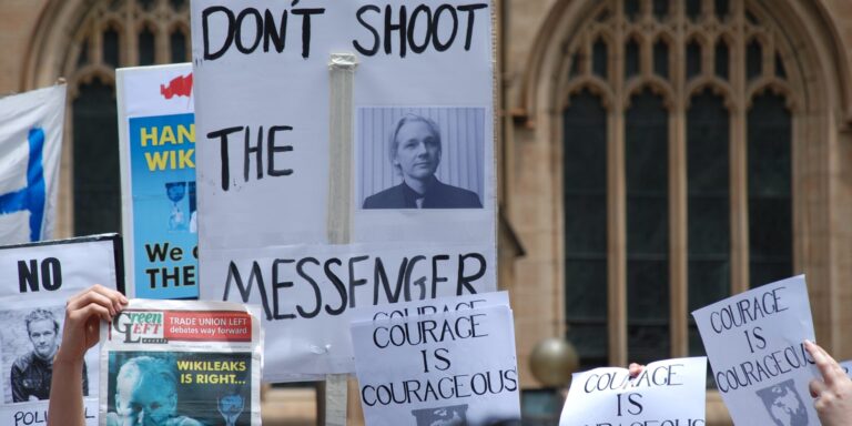 Hős vagy ellenség Julian Assange? Attól függ, kit kérdezünk