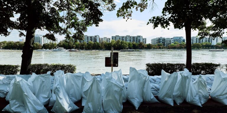 Az árvízről szól minden, védekezik az ország – híradó