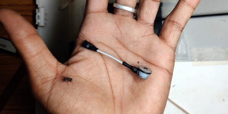 Egy indiai diák megépítette a világ legkisebb porszívóját