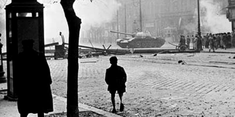 Milyen volt iskolásnak lenni az 56-os forradalom alatt?