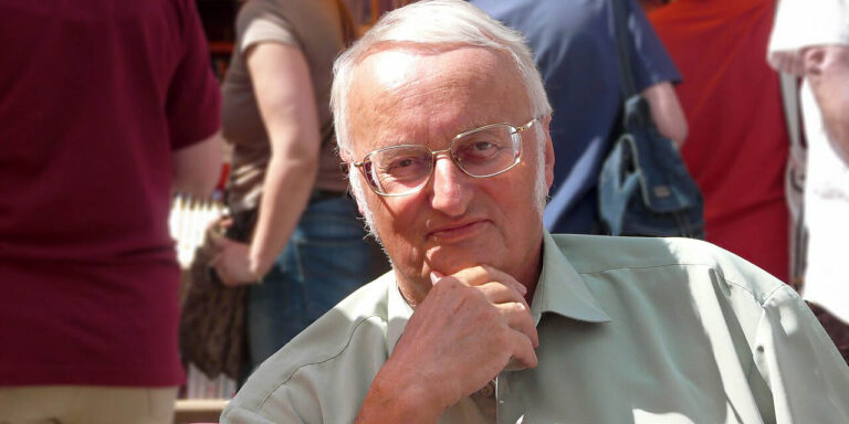 Szívrohamot kapott Nemere István