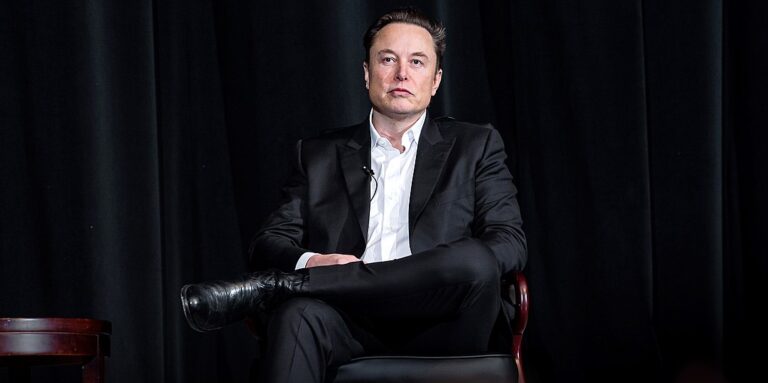 Kicsoda Elon Musk, a világ leggazdagabb embere?