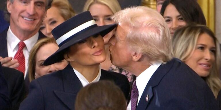 A főváros megvenné Rákosrendezőt, sűrű volt Donald Trump első munkanapja – híradó