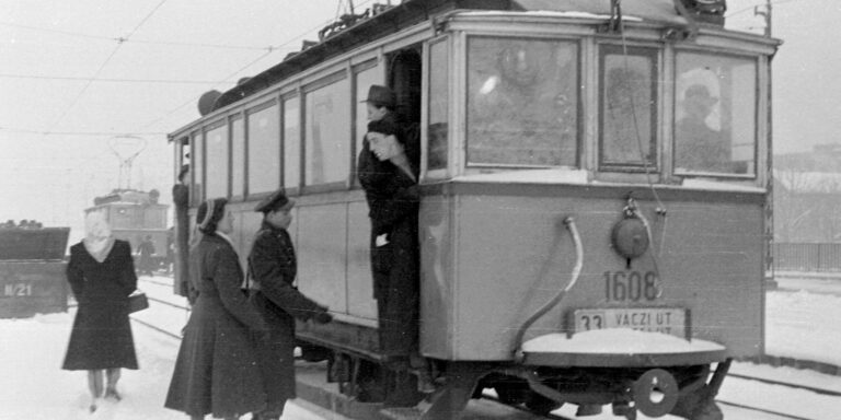 Az omnibusztól a CAF villamosig: a budapesti tömegközlekedés