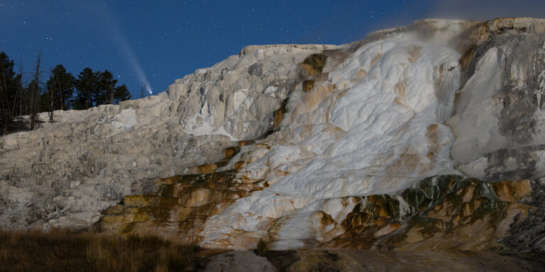 Börtönbe kerültek a turisták, akik eltévedtek a Yellowstone Nemzeti Parkban
