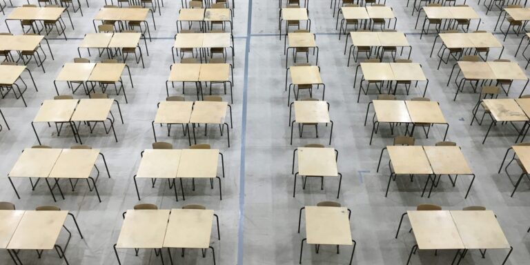 Jön, jön, jön: nyakunkon az érettségi