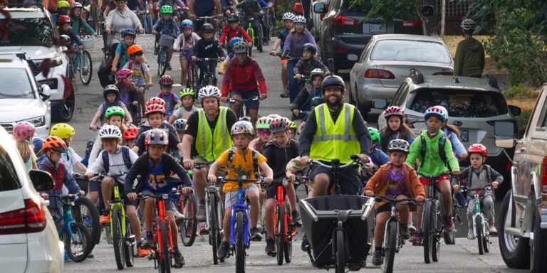 Iskolabusz helyett bringabusz? Miért is ne?