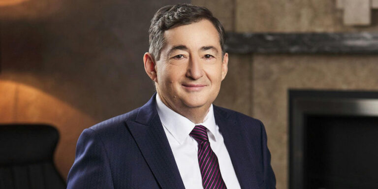 Mészáros Lőrinc Magyar Péterrel levelezett