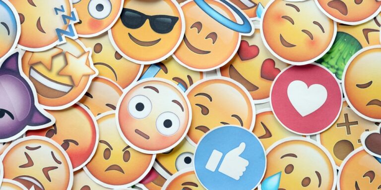Ma van az emoji világnapja 😊, de van, aki egy like-ot is félreért!