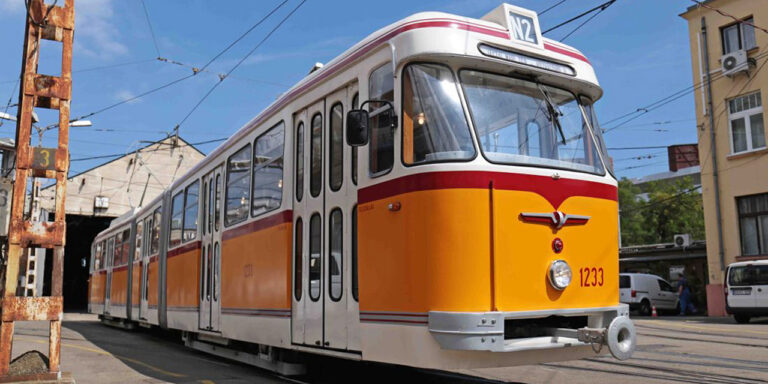 Előbújnak a régi villamosok a hétvégén
