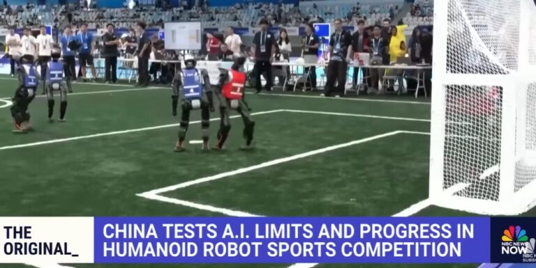 Akarod látni, hogyan focizik egymással két csapat robot?