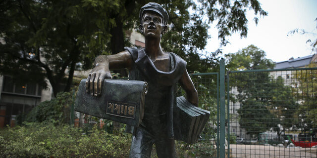 3389798_02c0098bee551ceaac4f6dee05da2ed4_wm