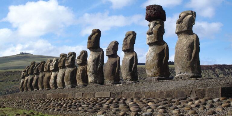 Kiderült, hogy „sétáltatták” a Húsvét-sziget óriás kőszobrait