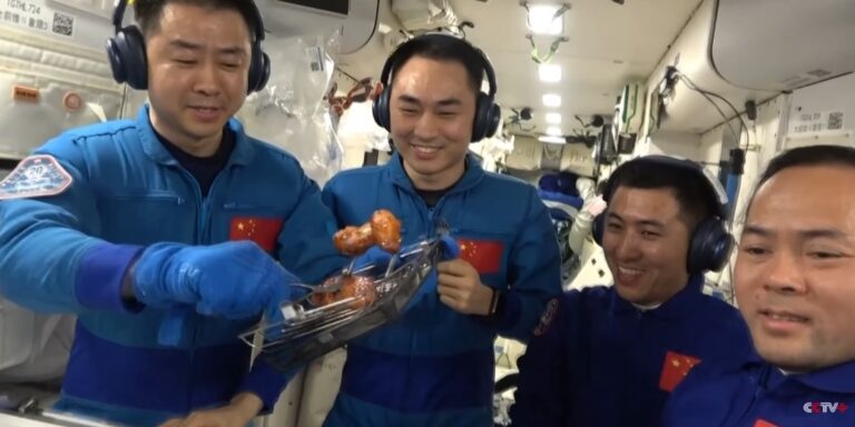 Először grilleztek húst az űrben