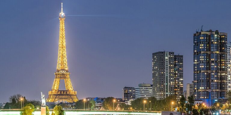 Magyar tudósnő nevét véshetik az Eiffel-toronyba