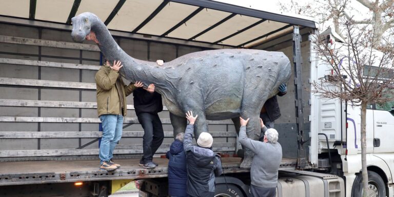 Akció indult a Tisza informatikai rendszerei ellen, izgalmas dínókiállítás nyílik – híradó