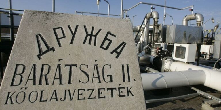 Az EU segít kijavítani a Barátság kőolajvezetéket, havazott a Mátrában – híradó
