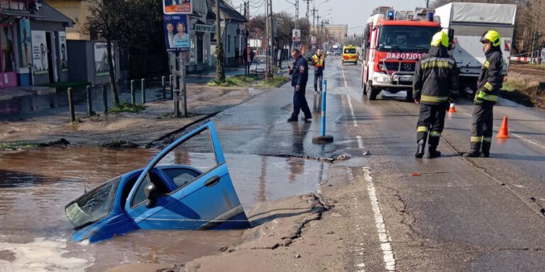 Vészhelyzet a benzinkutakon, megnyílt a föld Zuglóban – híradó