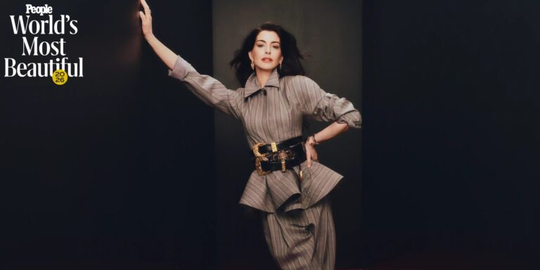 Anne Hathaway színésznőt választották idén „a világ legszebb nőjének”