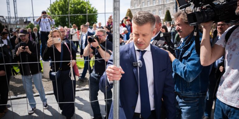 Magyar Péter kordont bontott, utcára kerülhet a Kutyapárt – híradó