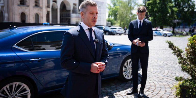 Magyar Péter marad a Skodánál, hó esett a Mátrában – híradó