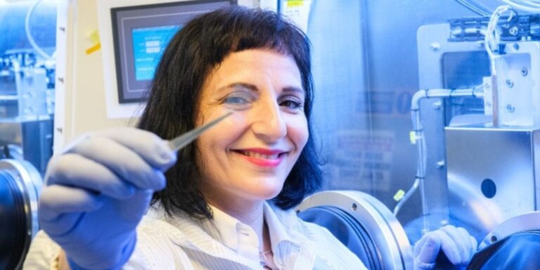 A szemüvegünk is termelhet áramot a jövőben