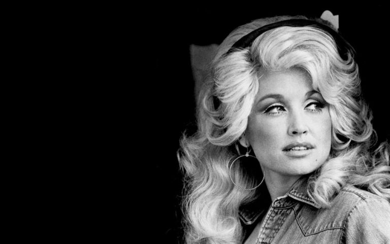 Dolly Parton – Csillogó sztár, aki jót akart tenni a világgal