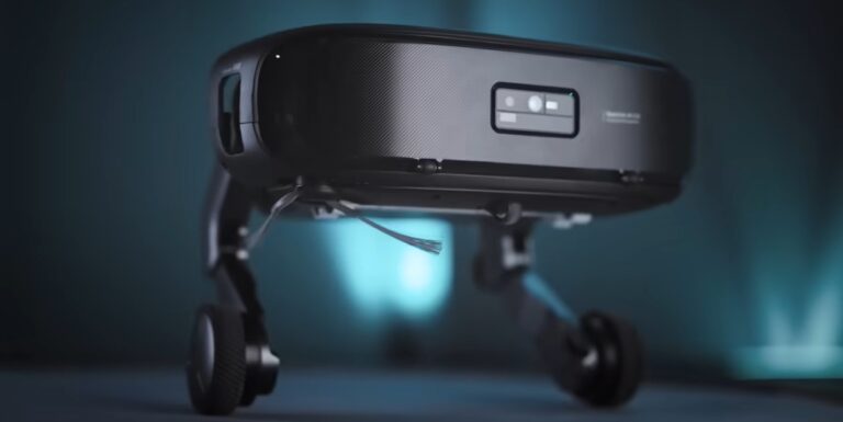 Itt a robotporszívó, amelyik a lépcsőn is felmegy