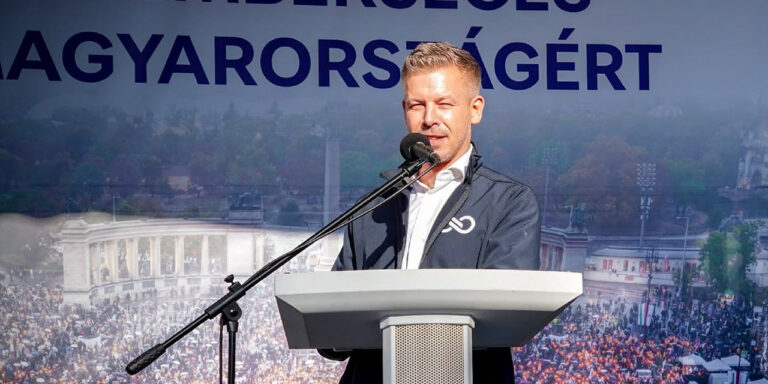 Magyar Péter gyermekvédelemmel, Orbán visszatéréssel töltötte a szombatot