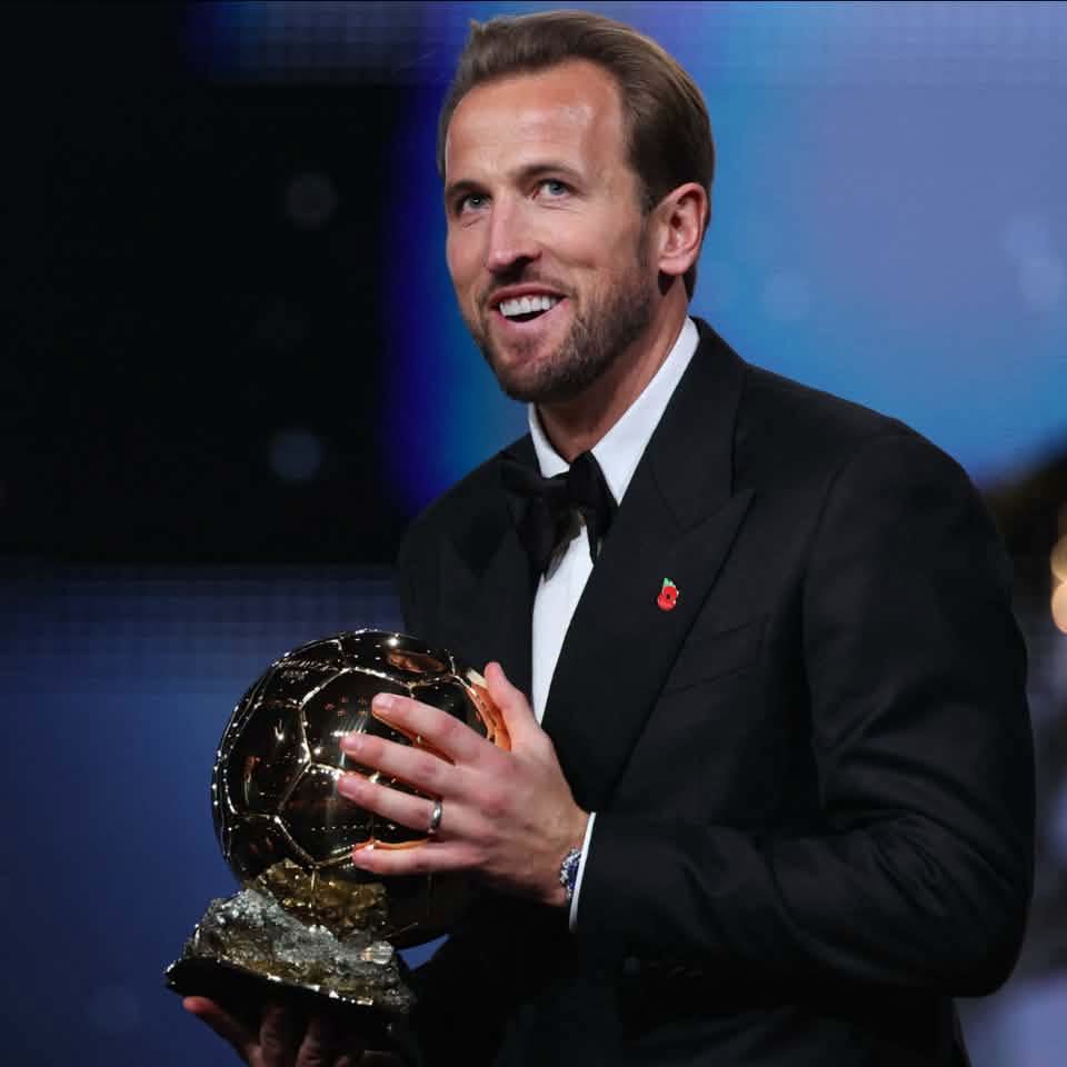 Harry Kane és az Aranylabdája. Forrás: Facebook